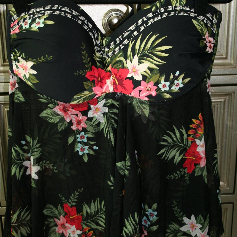 Kona Sol Tankini Swim Top Large